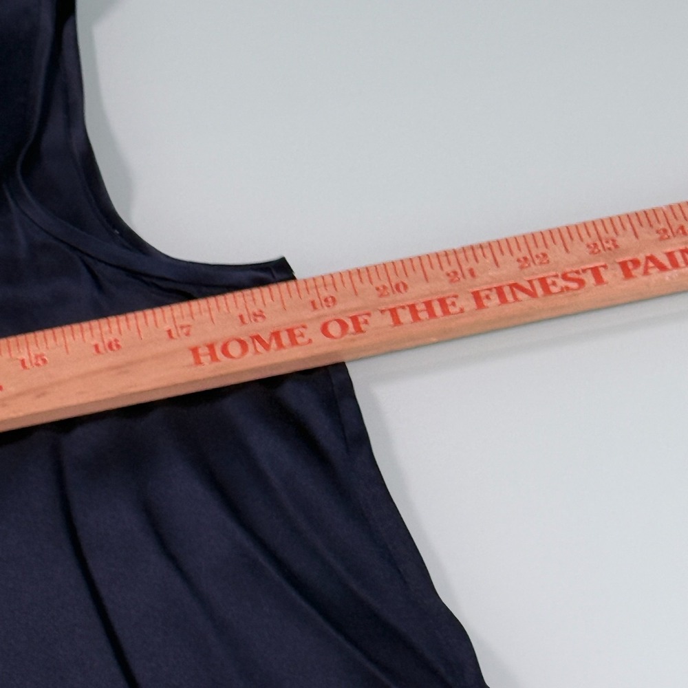 Brooks Brothers 100% Silk Navy Blue Sleeveless Blouse Shell Top Keyhole Womens-8 - Picture 9 of 11